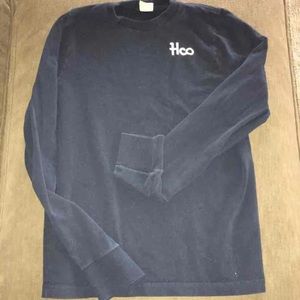 Large hollister tee